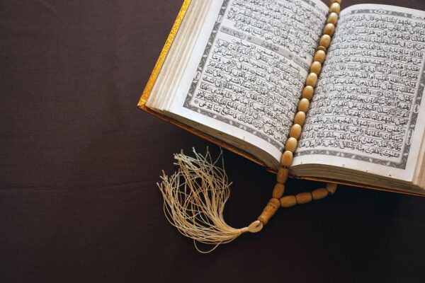 quran, cool backgrounds, wallpaper 4k-6114872.jpg